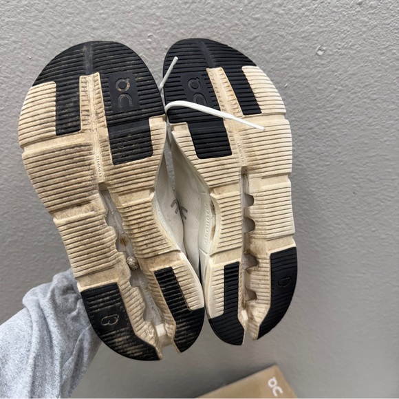 On Running Womens Size 8 Sneakers Cloudnova Form White Athletic Shoes - Picture 7 of 11